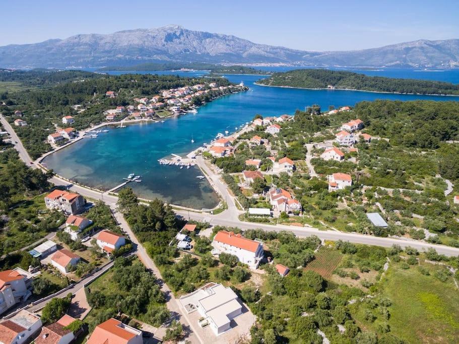 Villa Kora - Luxury Holiday Apartments Lumbarda Eksteriør billede